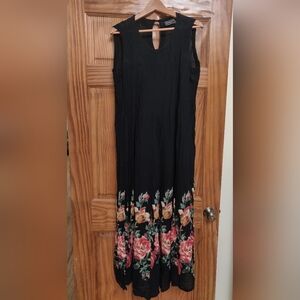 Nostalgia Black Maxi Dress with Pink Floral Design